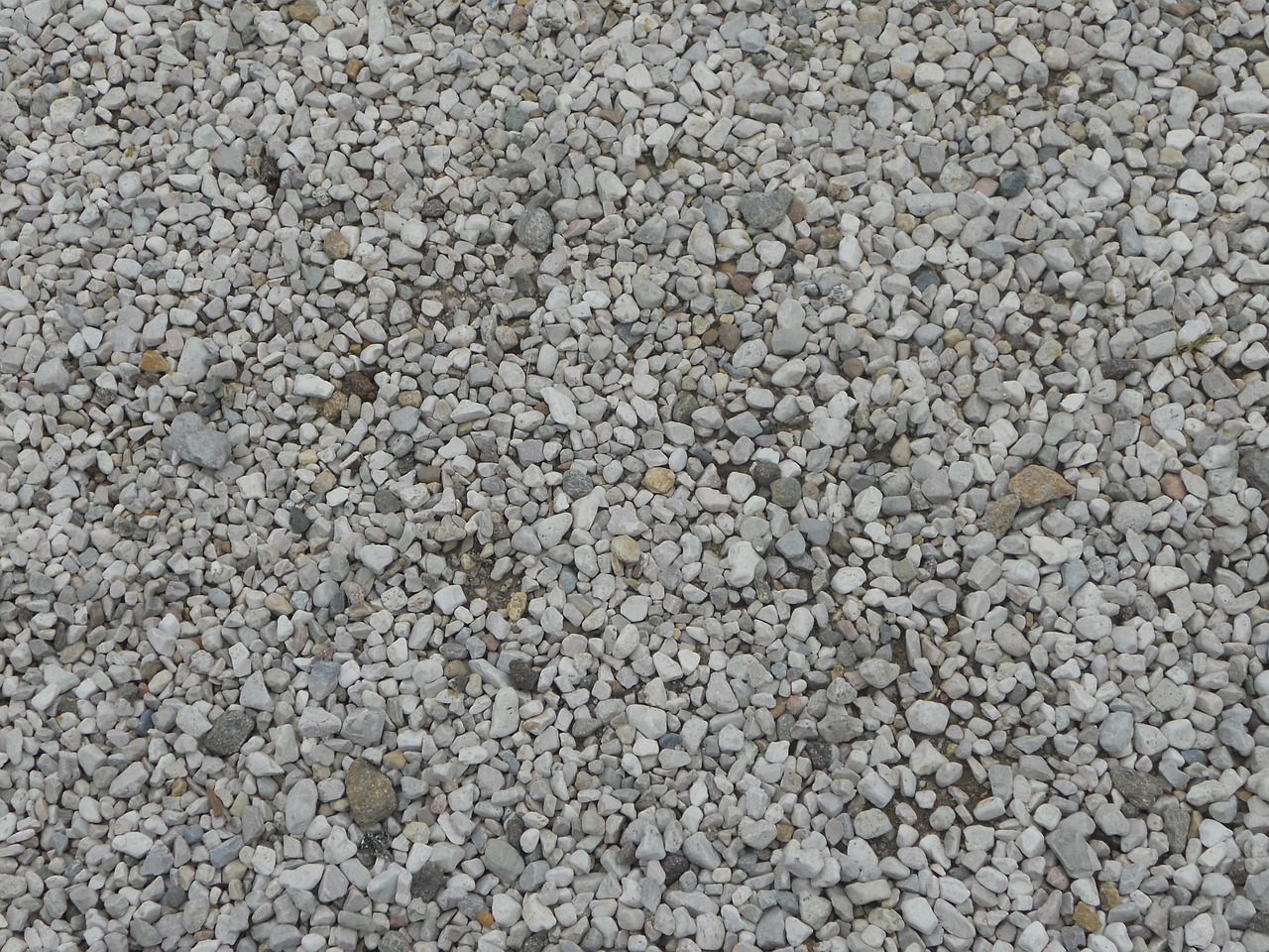 pebble gravel bed steinchen free photo