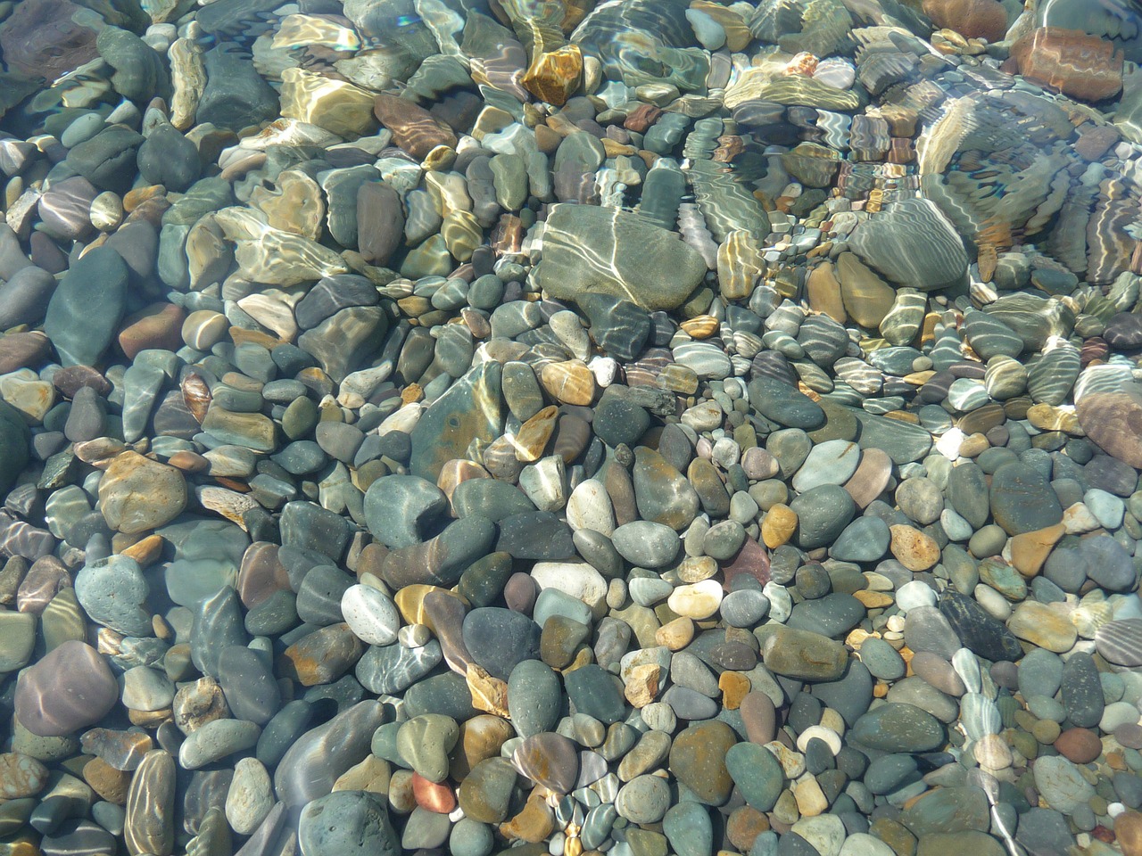 pebbles rocks gravel free photo