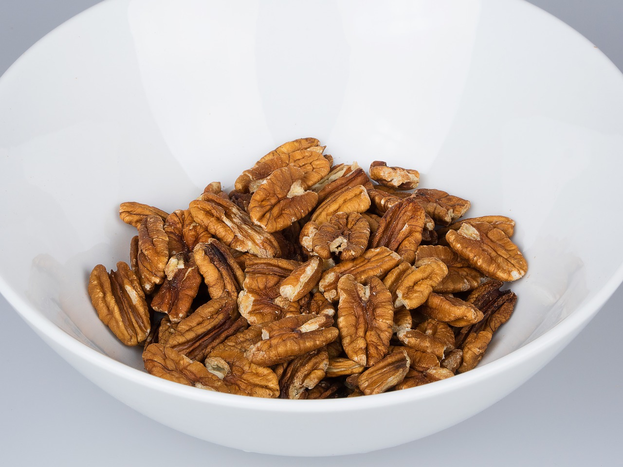 pecan nut bowl free photo