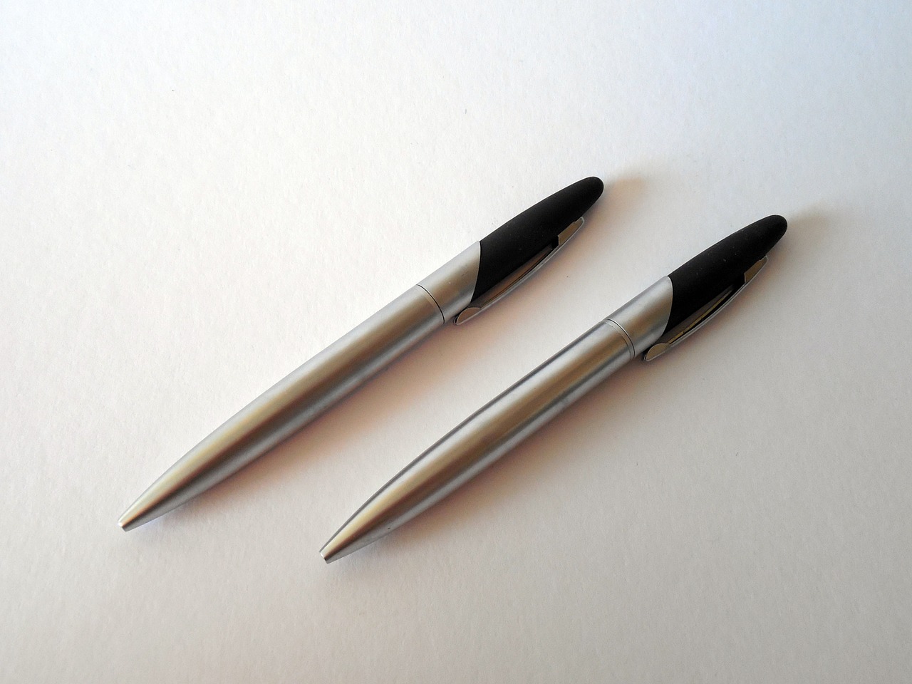 pen pens leave free photo