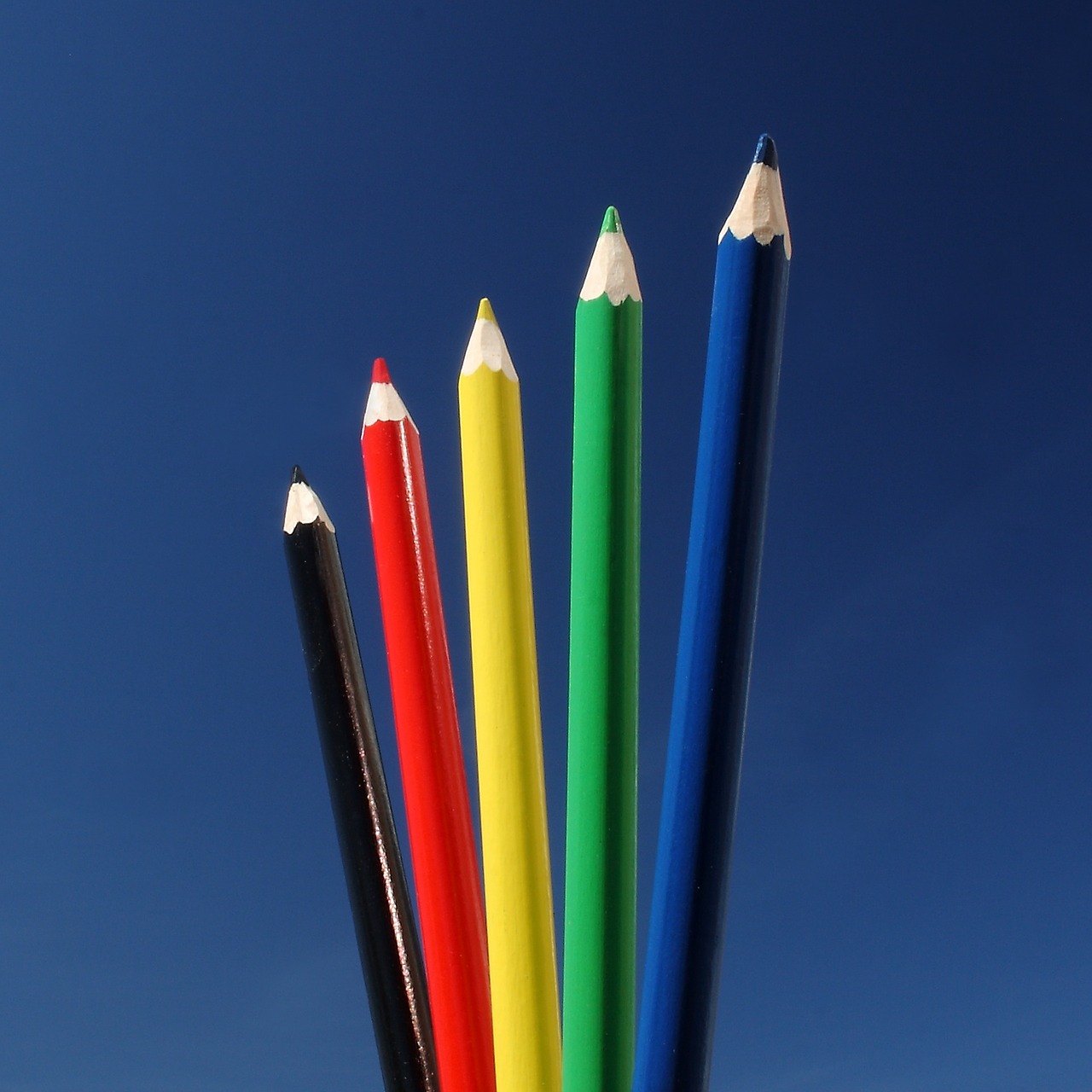 pencils colors colorful free photo