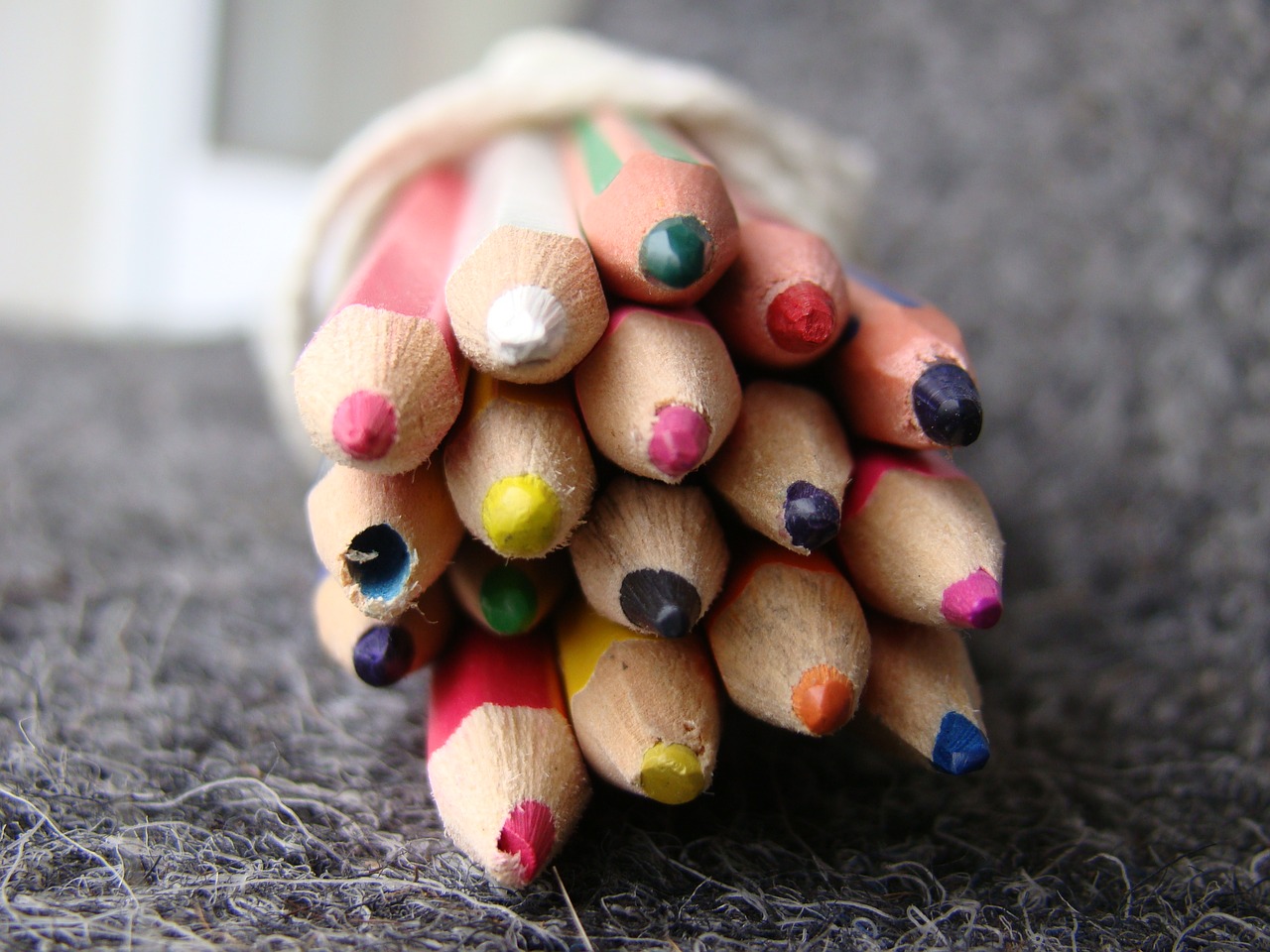 pencils colour color pencils free photo