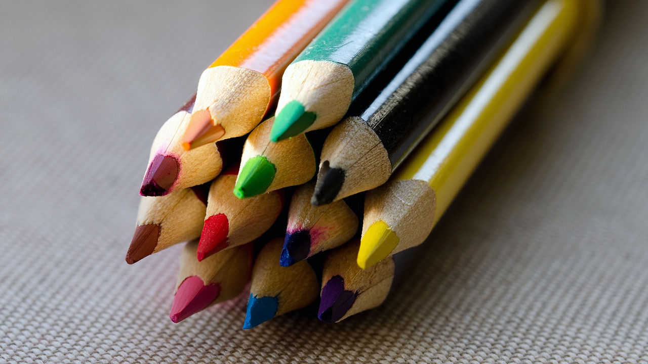 pencils  colours  pencil free photo