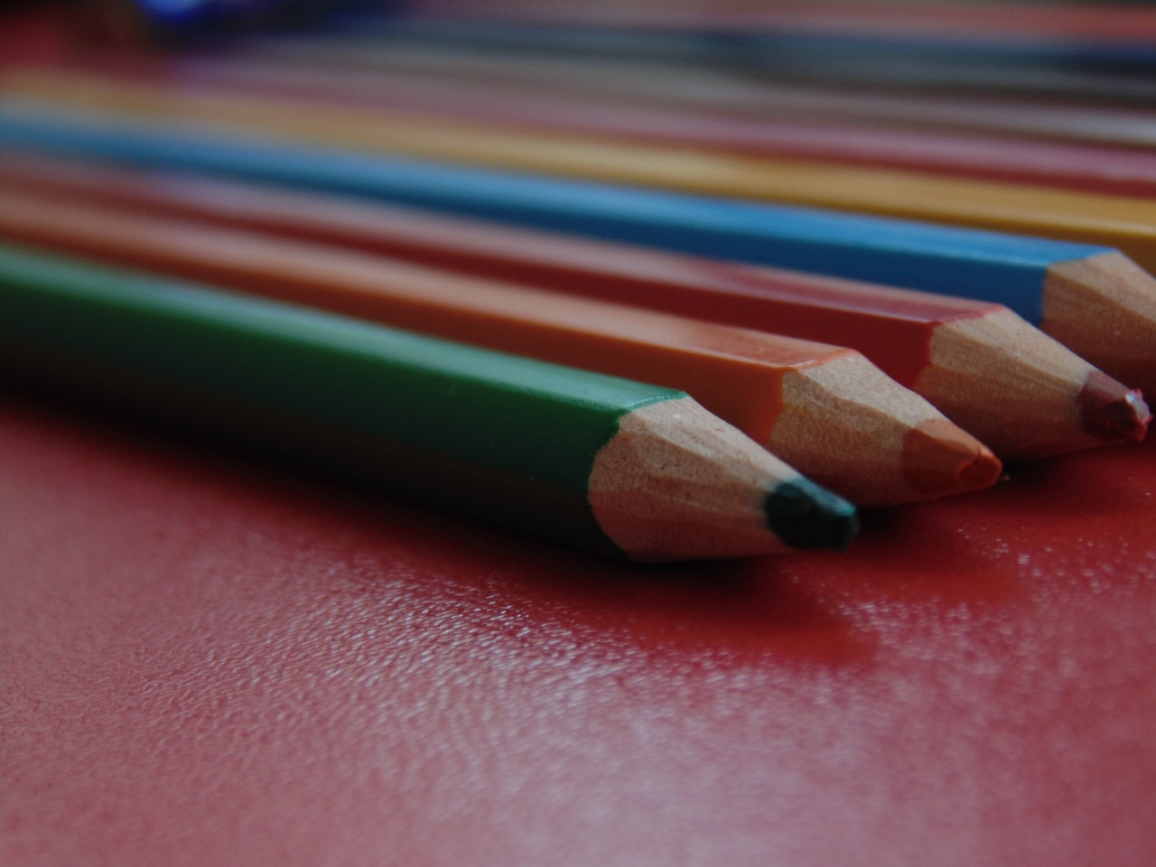 pencils colors green free photo