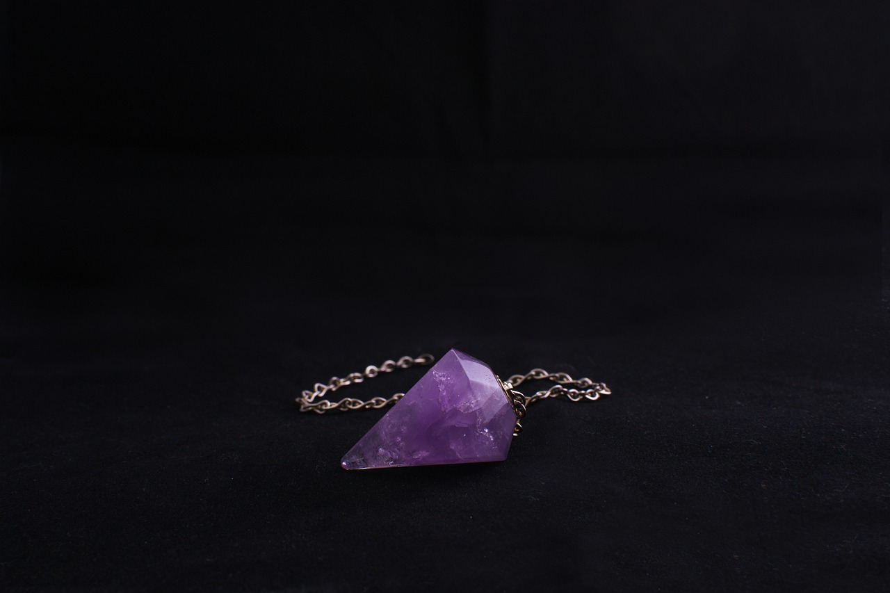 pendulum violet stone free photo