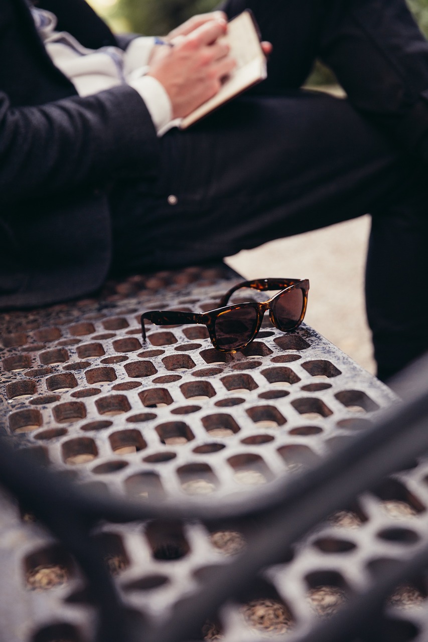 people man sitting free photo