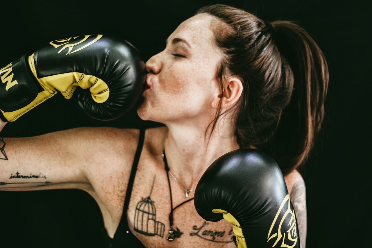 people girl boxing free photo