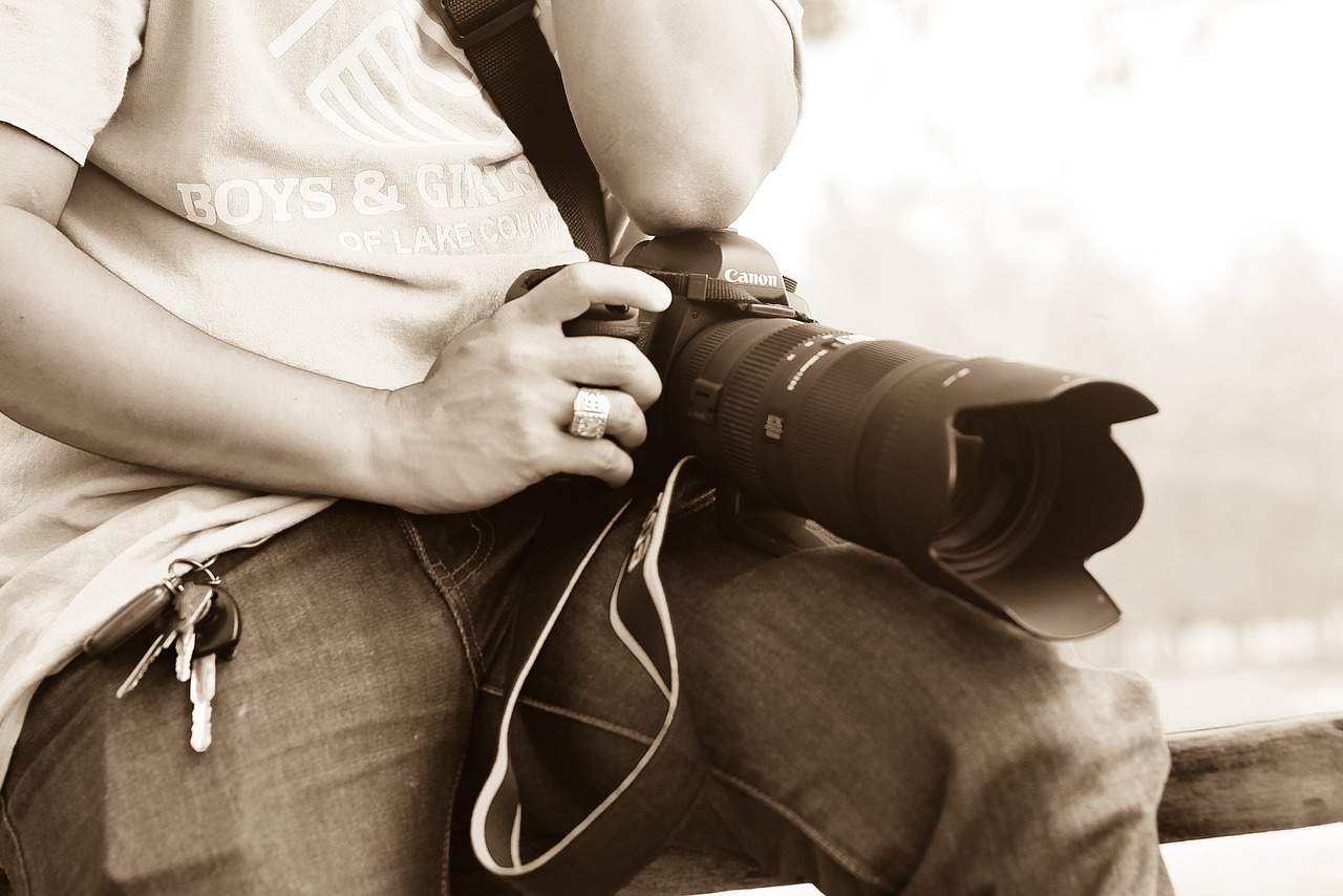 people man sitting free photo