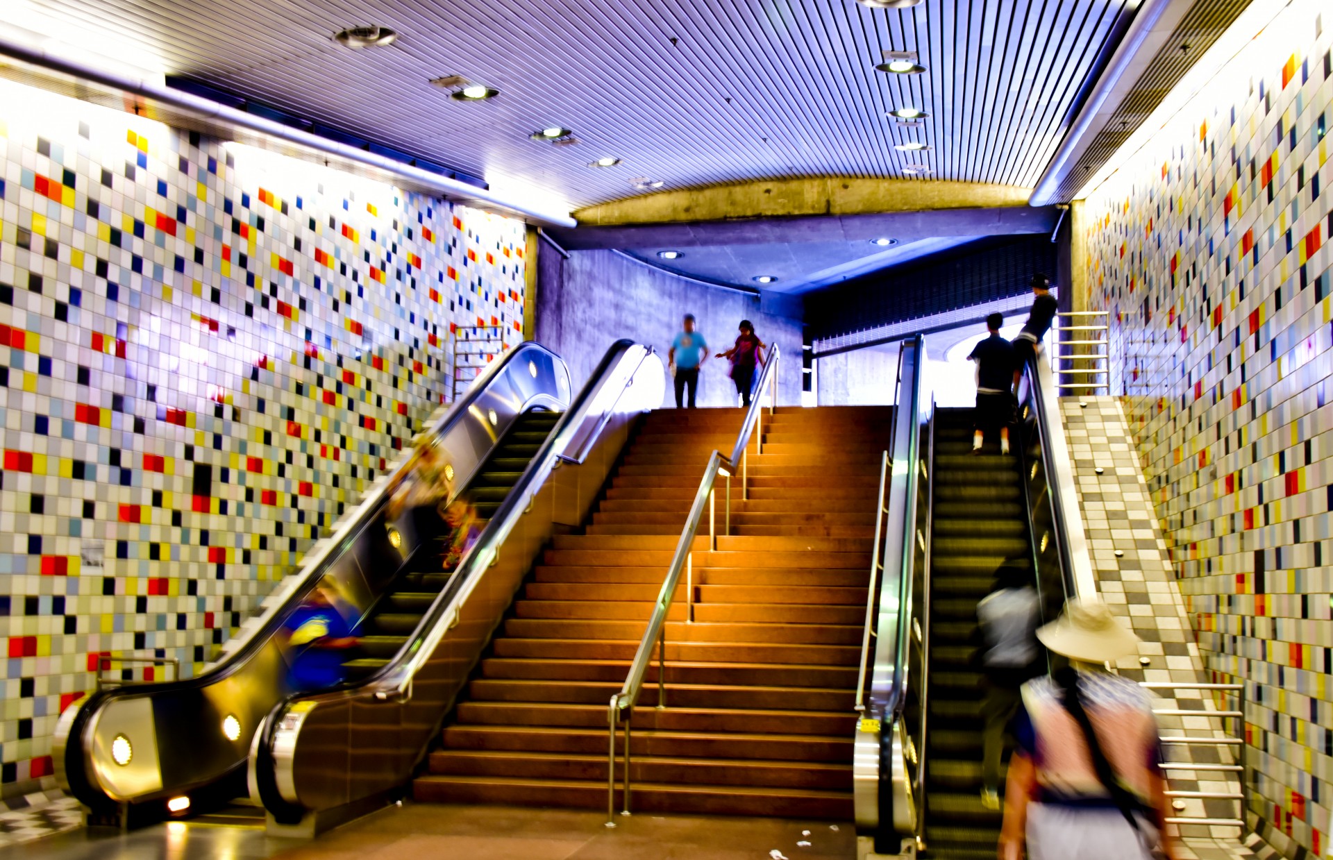 people moving subway free photo