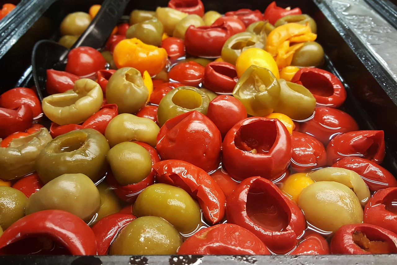 pepperazzi tri‑color pepperazzi peppers free photo