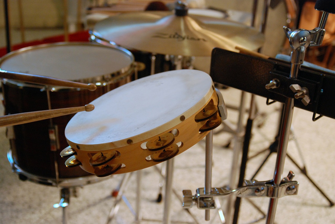percussion tambourine field drum free photo