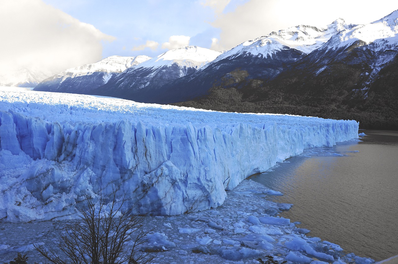 perito moreno glacier cala free photo