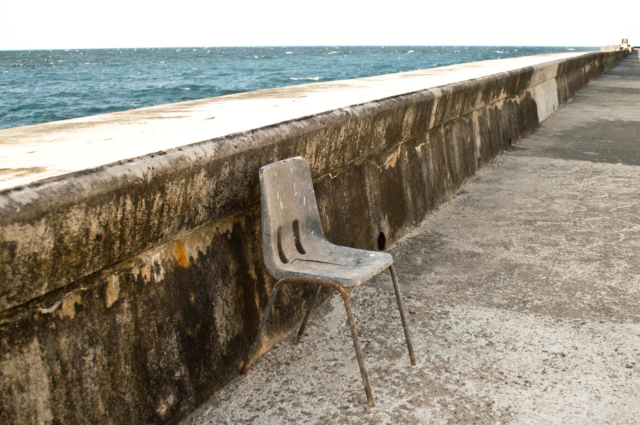 perspective malecon chair free photo