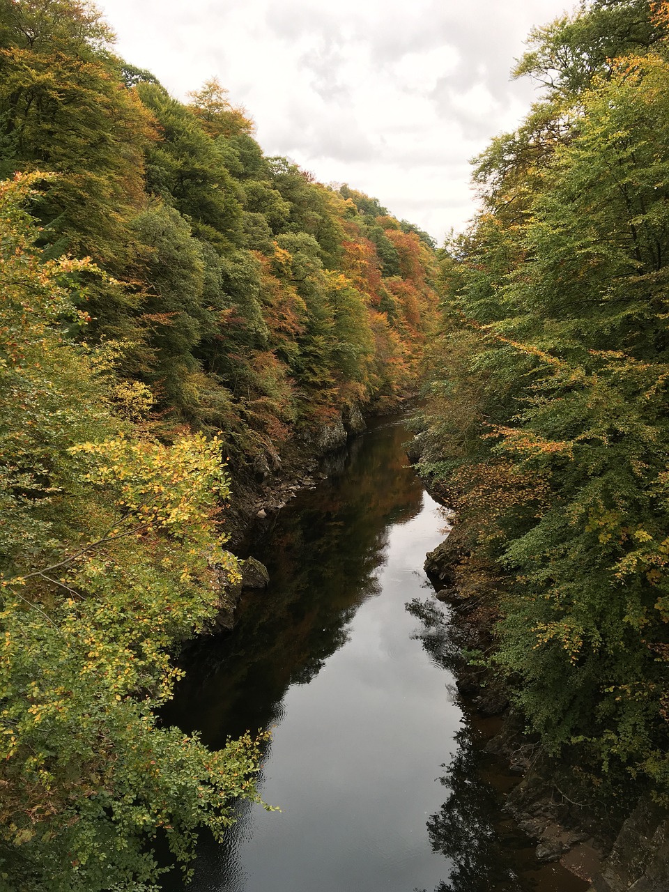 perthshire river autumn free photo