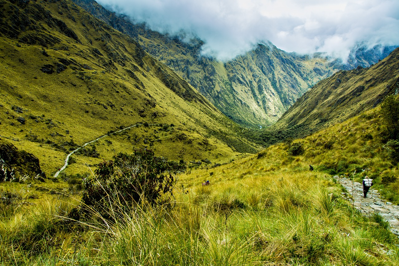 peru on foot mountain free photo