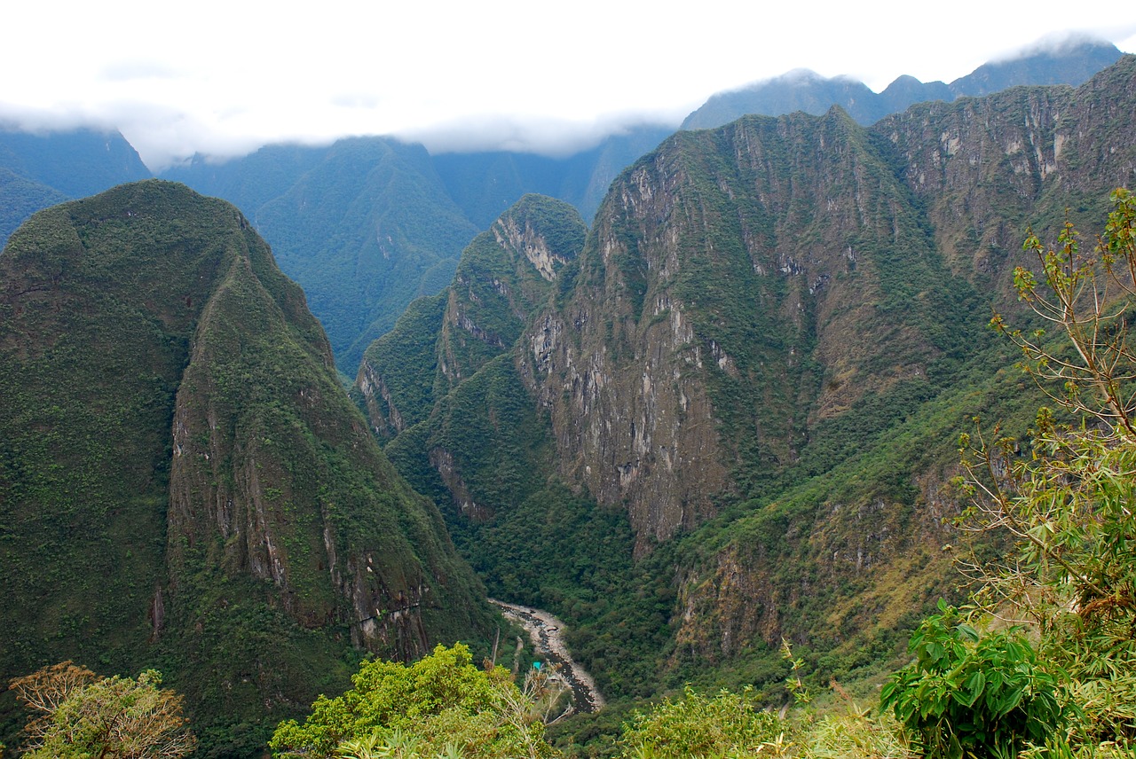 peru machu picchu pixar mountain free photo