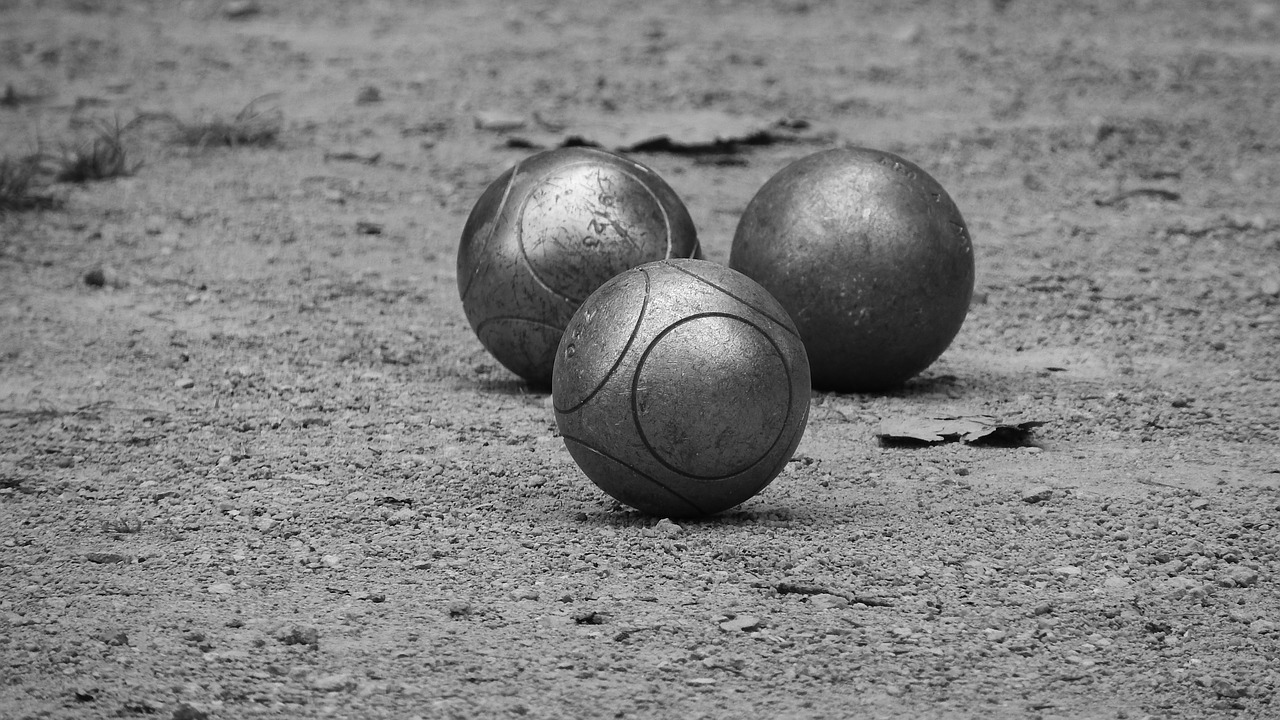pétanque france traditional free photo