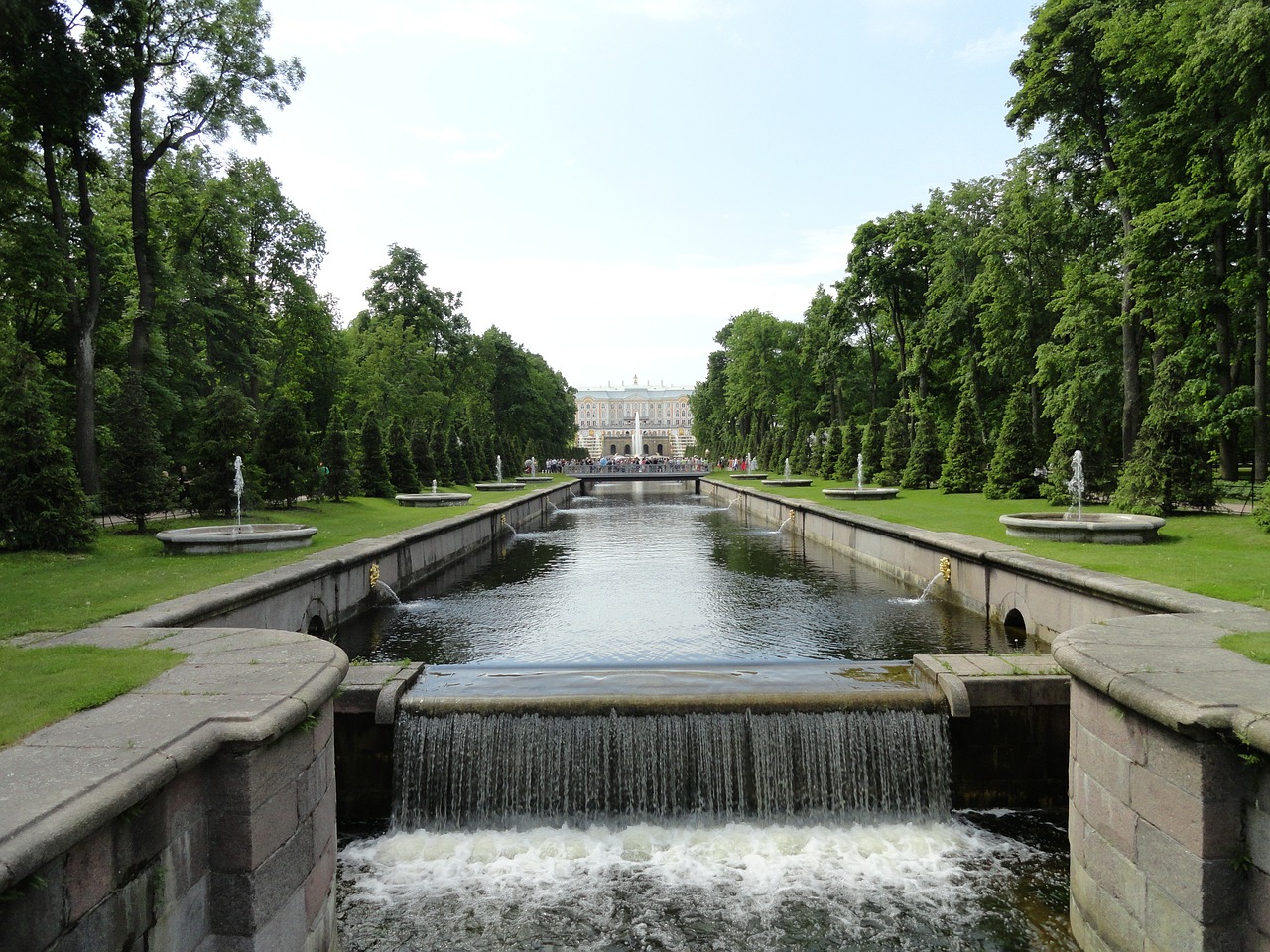 peterhoff russia saint-petersburg free photo