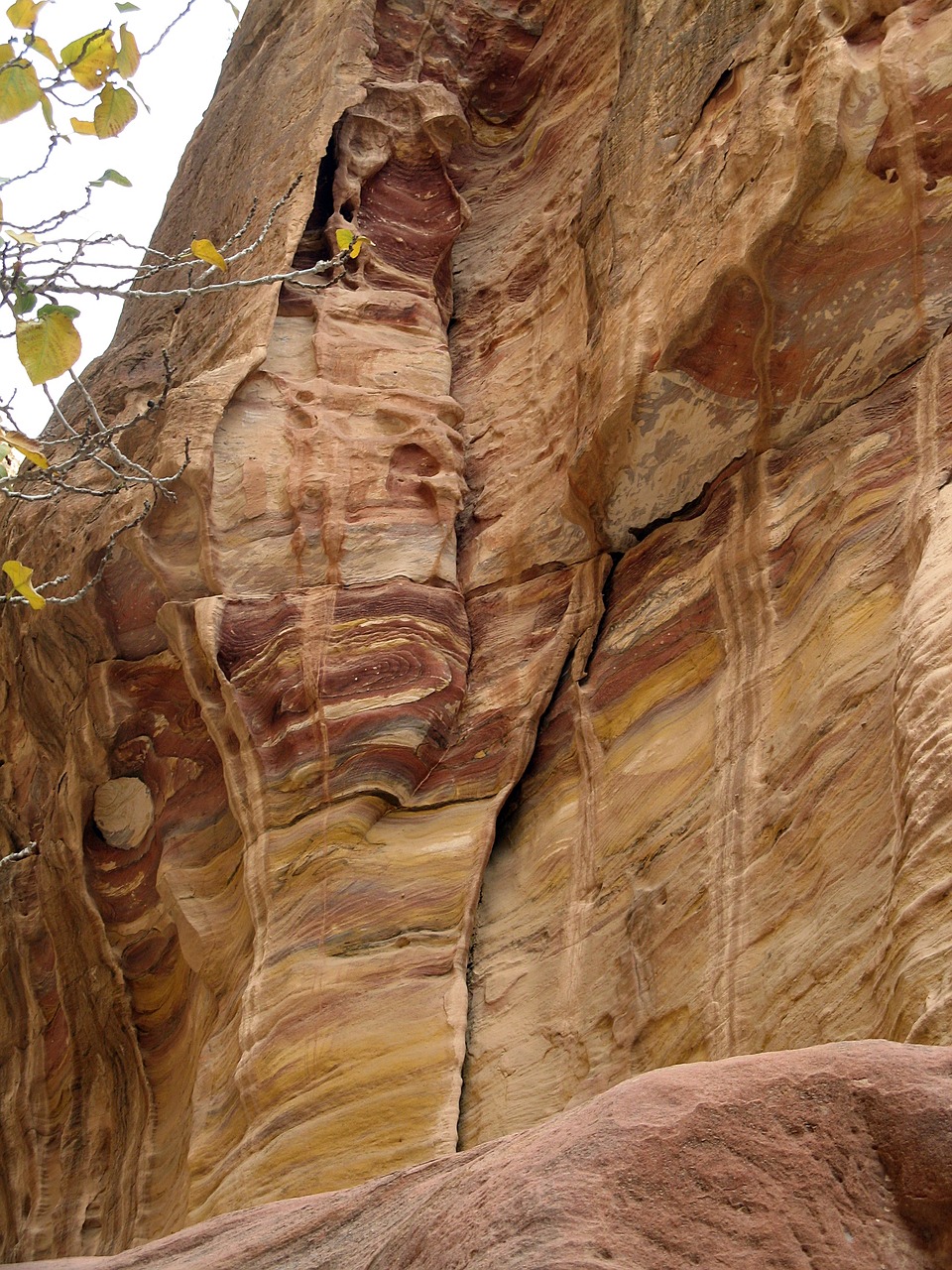 petra jordan canyon free photo
