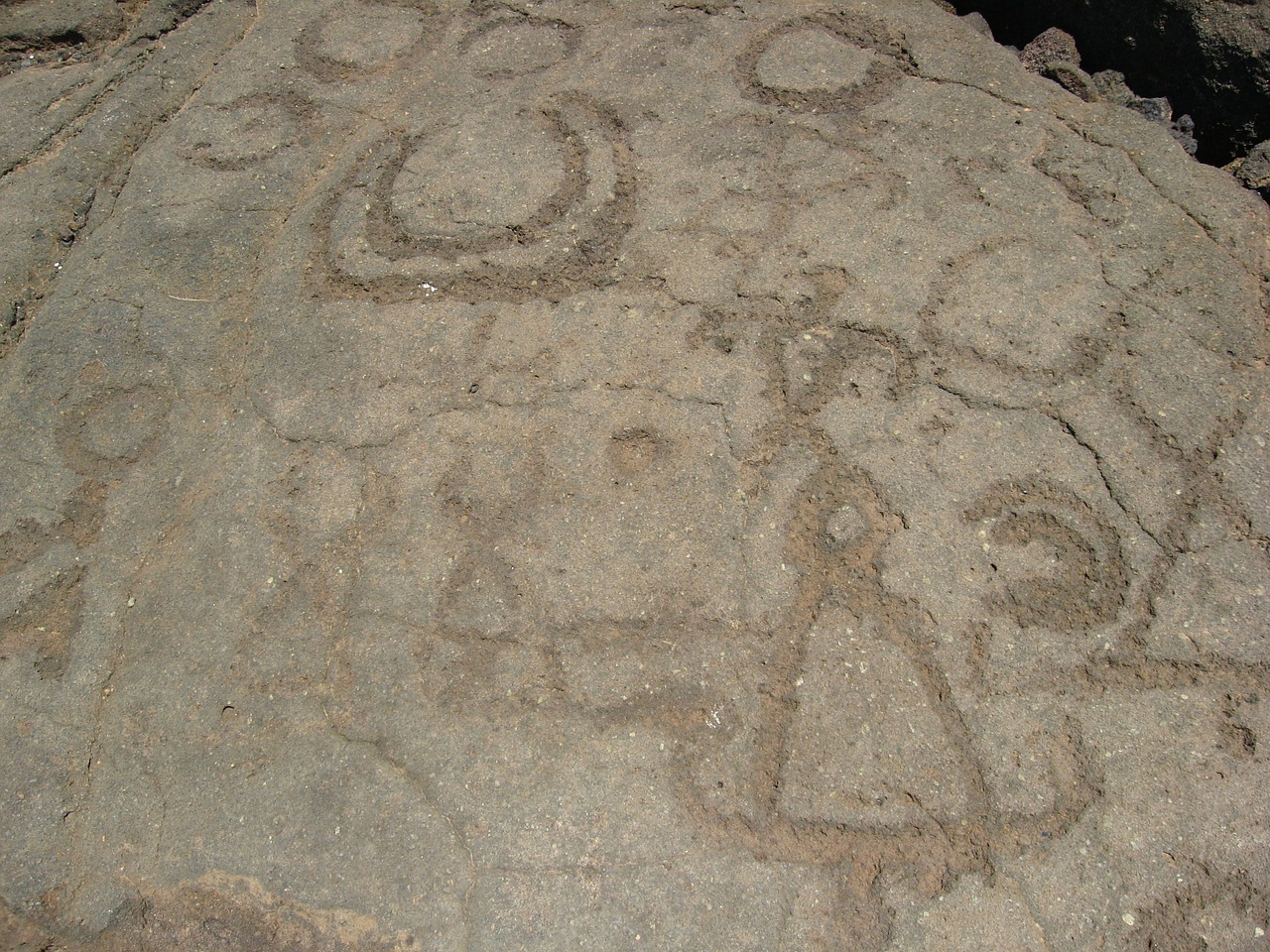 petroglyph rocks symbol free photo