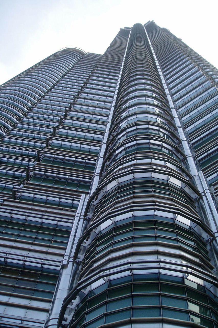 petronas towers petronas twin towers menara petronas free photo