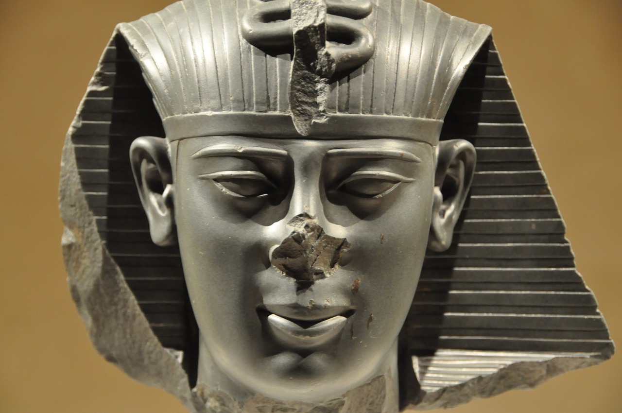 pharaonic egypt statue free photo