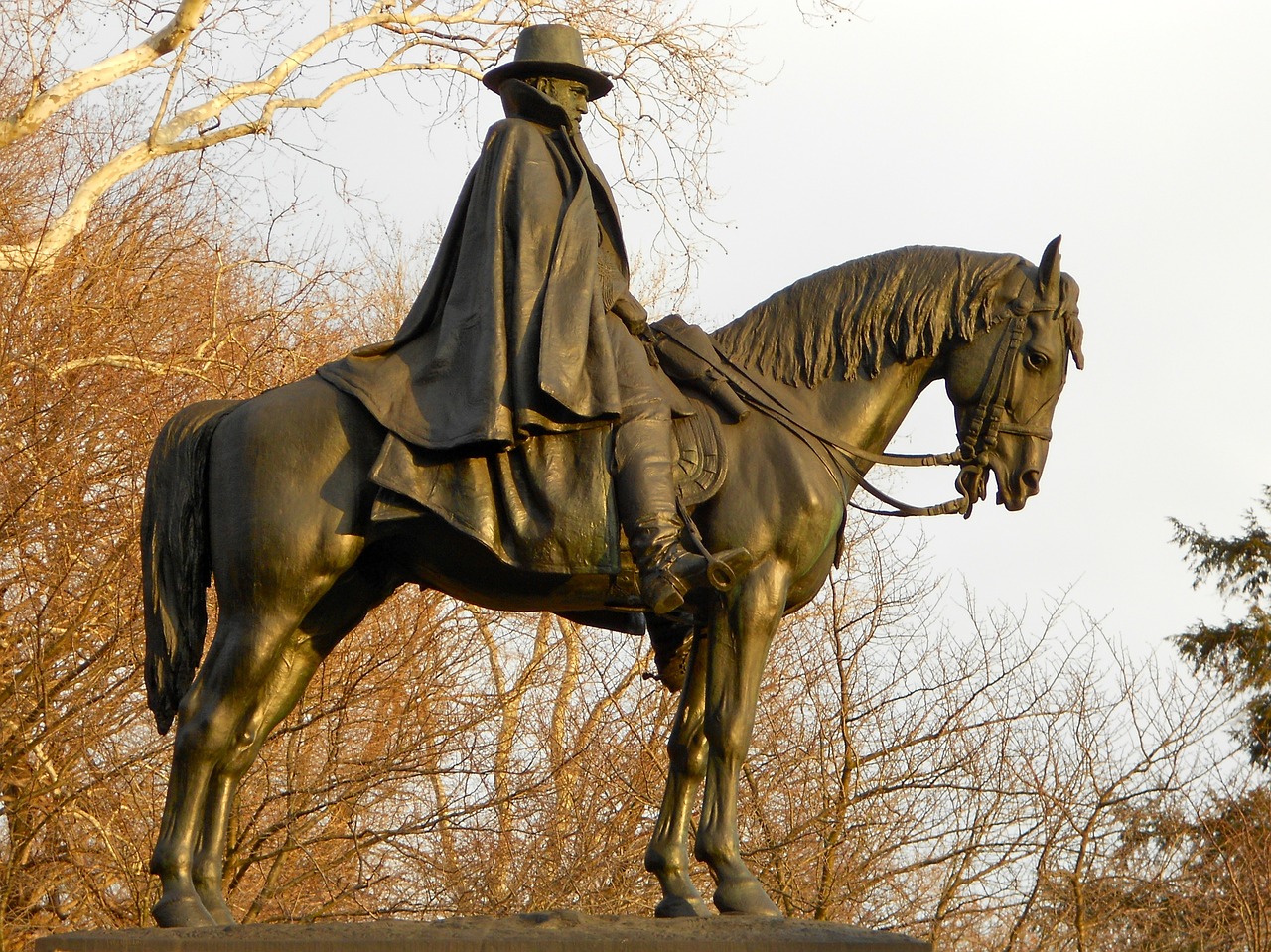 philadelphia pennsylvania statue free photo