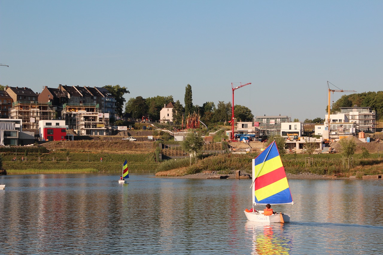 phoenix lake sail sailing boat free photo