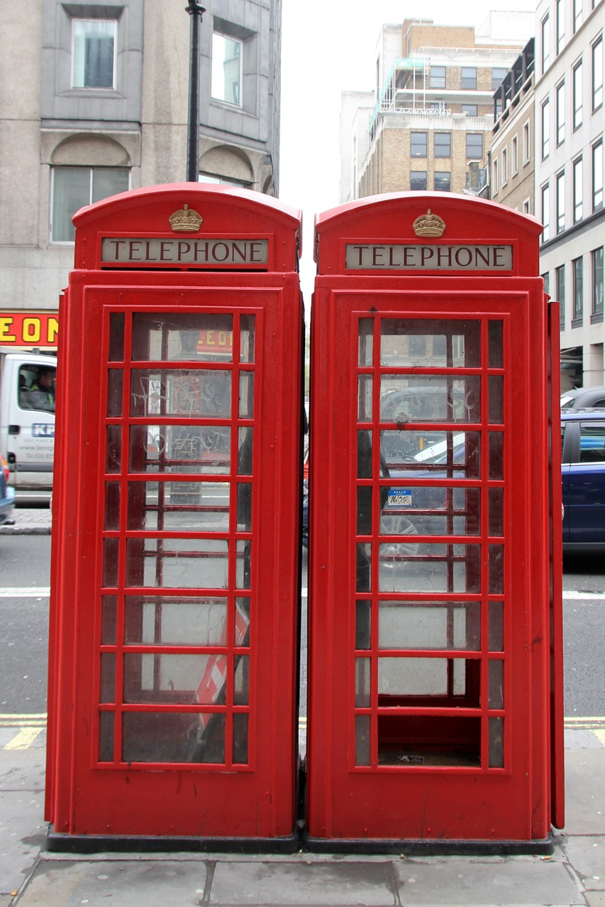 phone booth red london free photo
