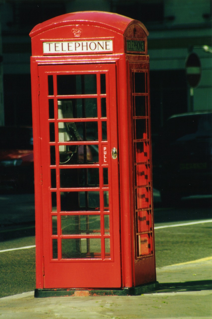 phone booth english phone free photo