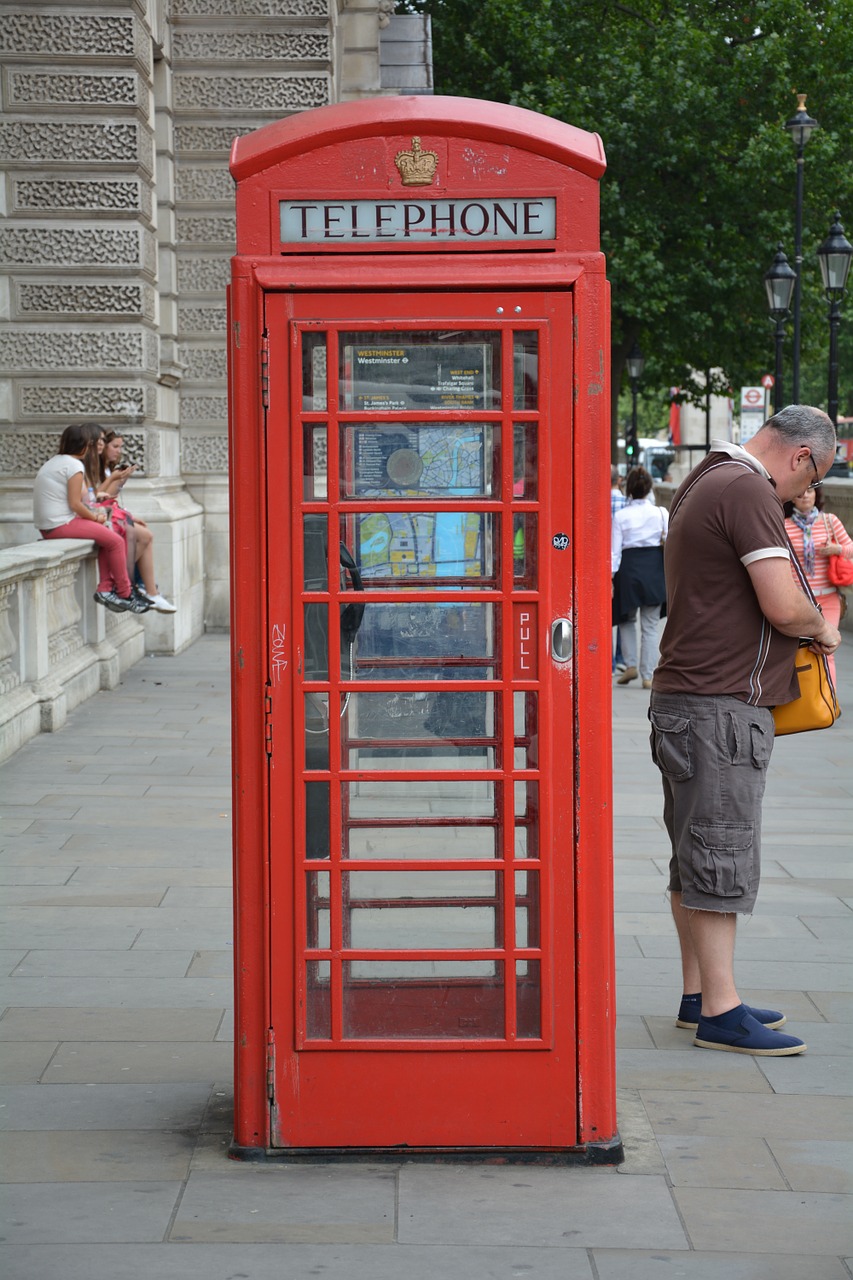 phone booth telephone house london free photo