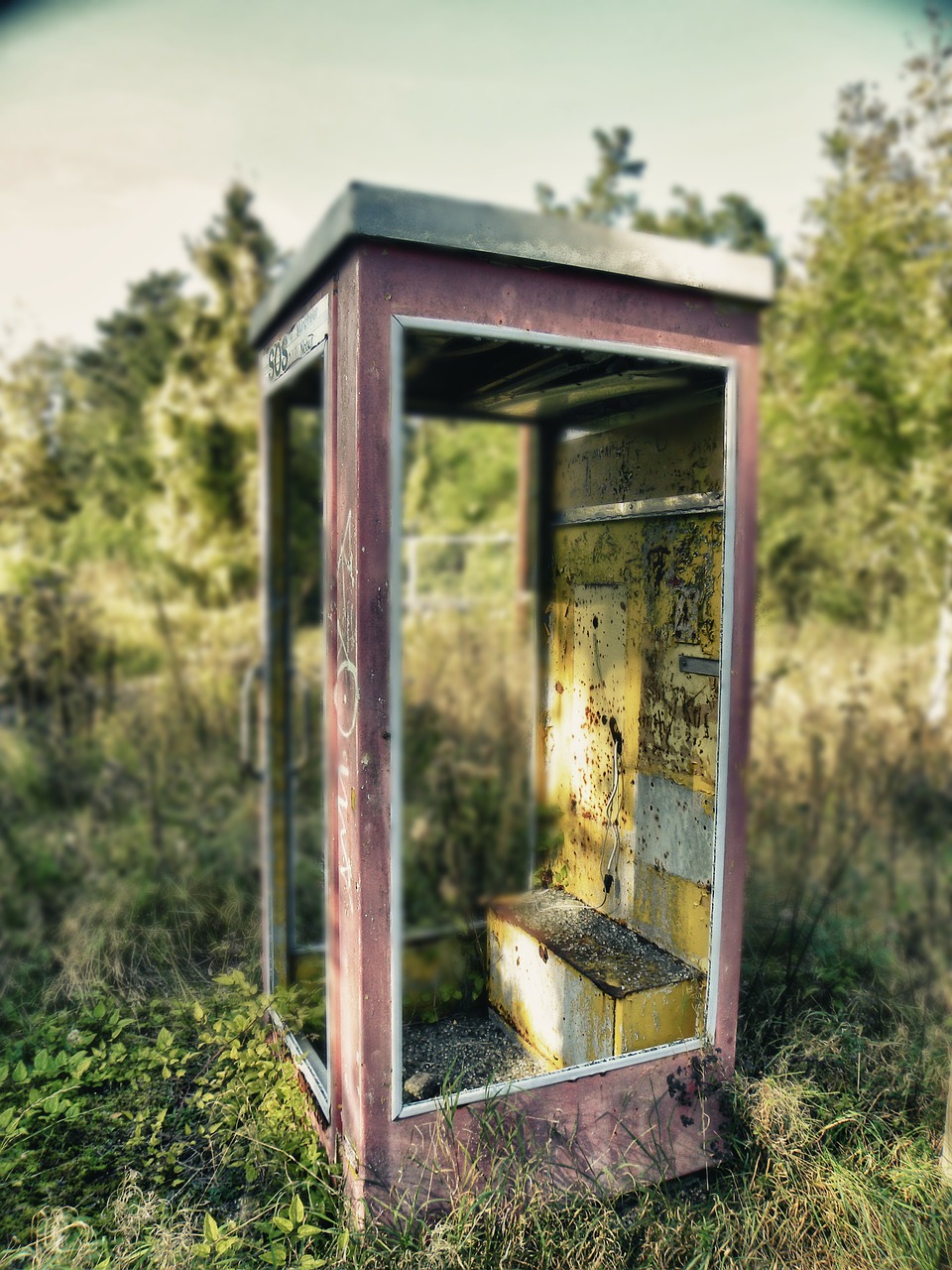 phone booth old nature free photo