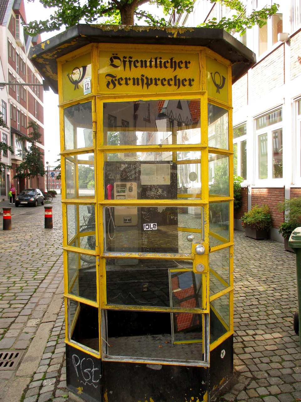 phone booth historically payphone free photo