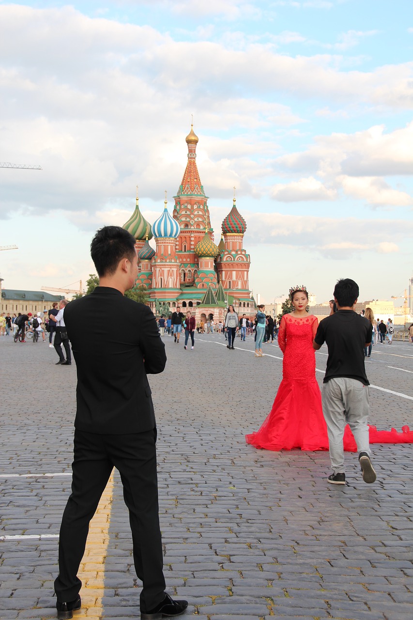 photo shoot red square kremlin free photo