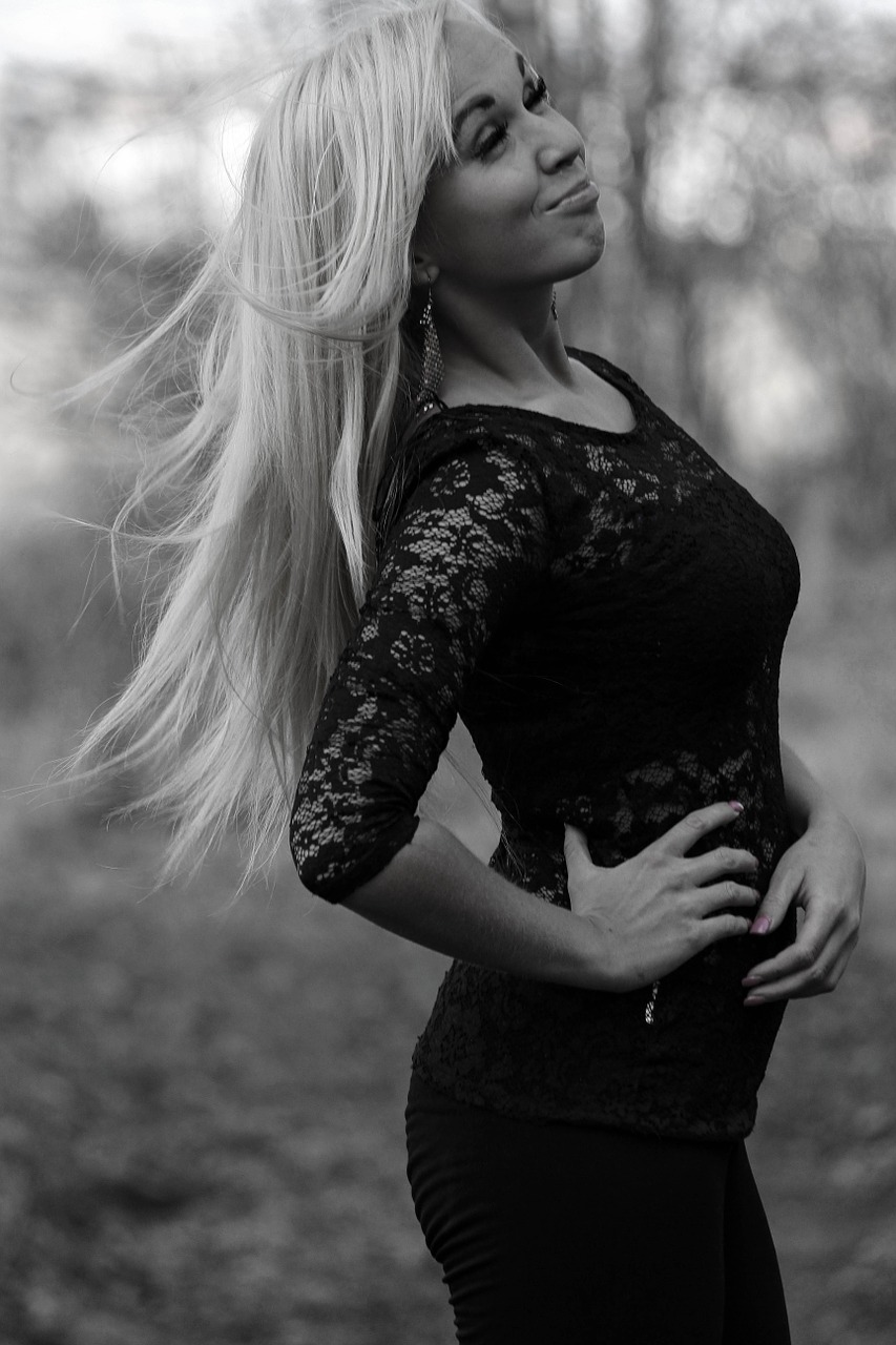 photo shoot with edit black and white photo blonde free photo