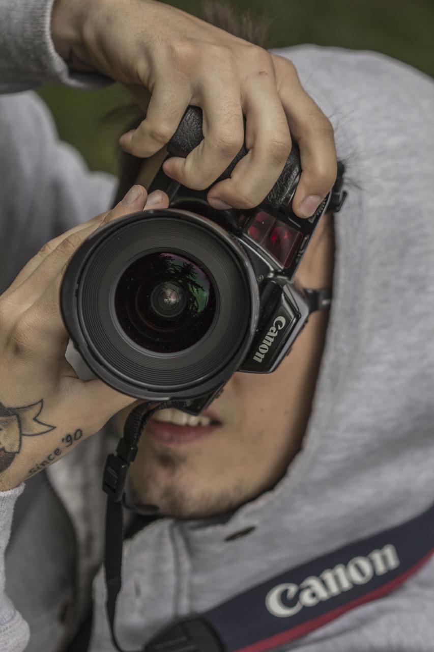 photographer young tattoo free photo