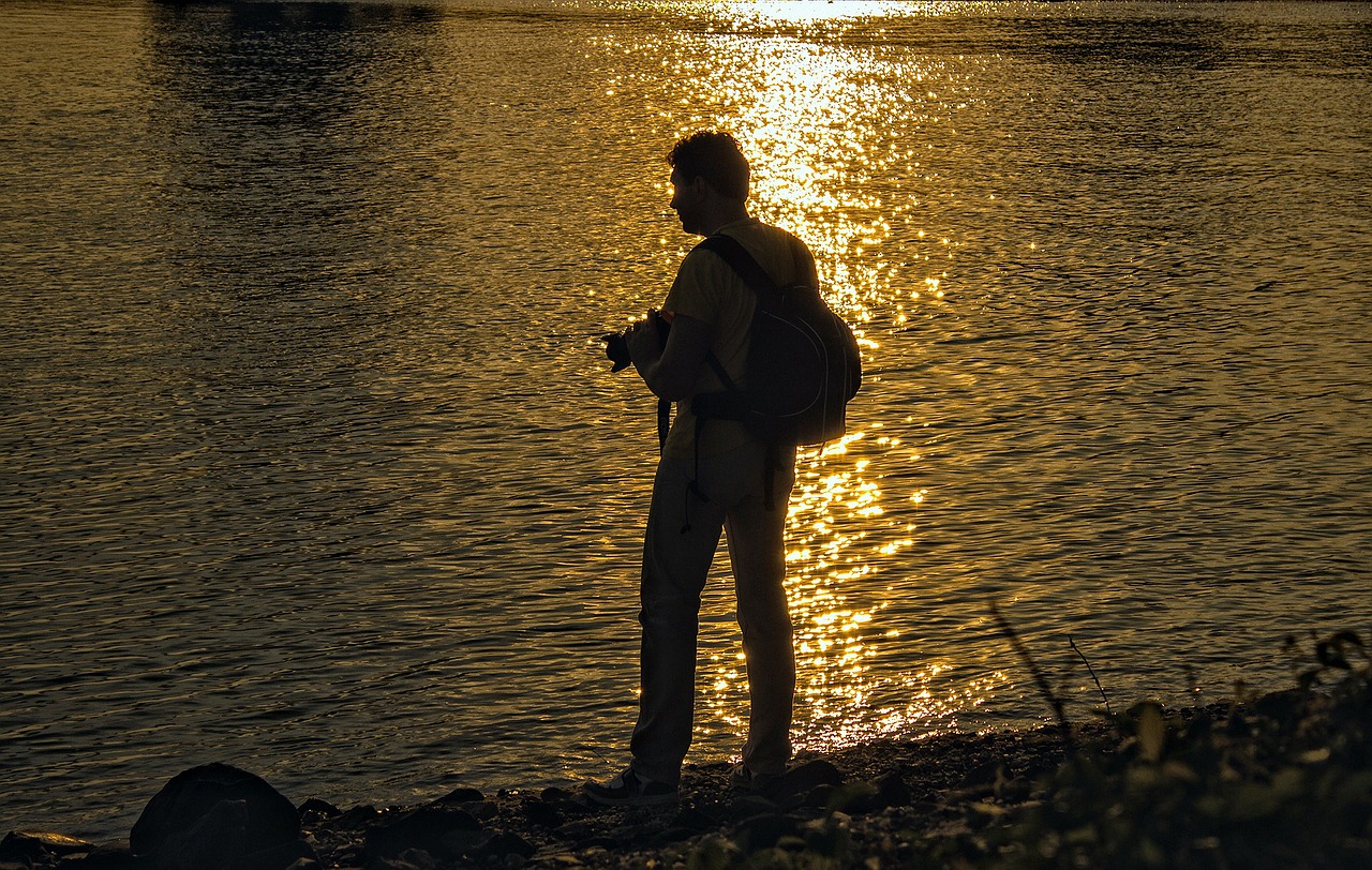 photographer camera water free photo