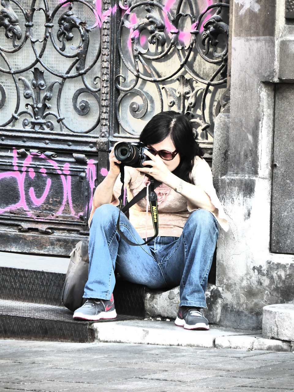 photographer woman photograph free photo