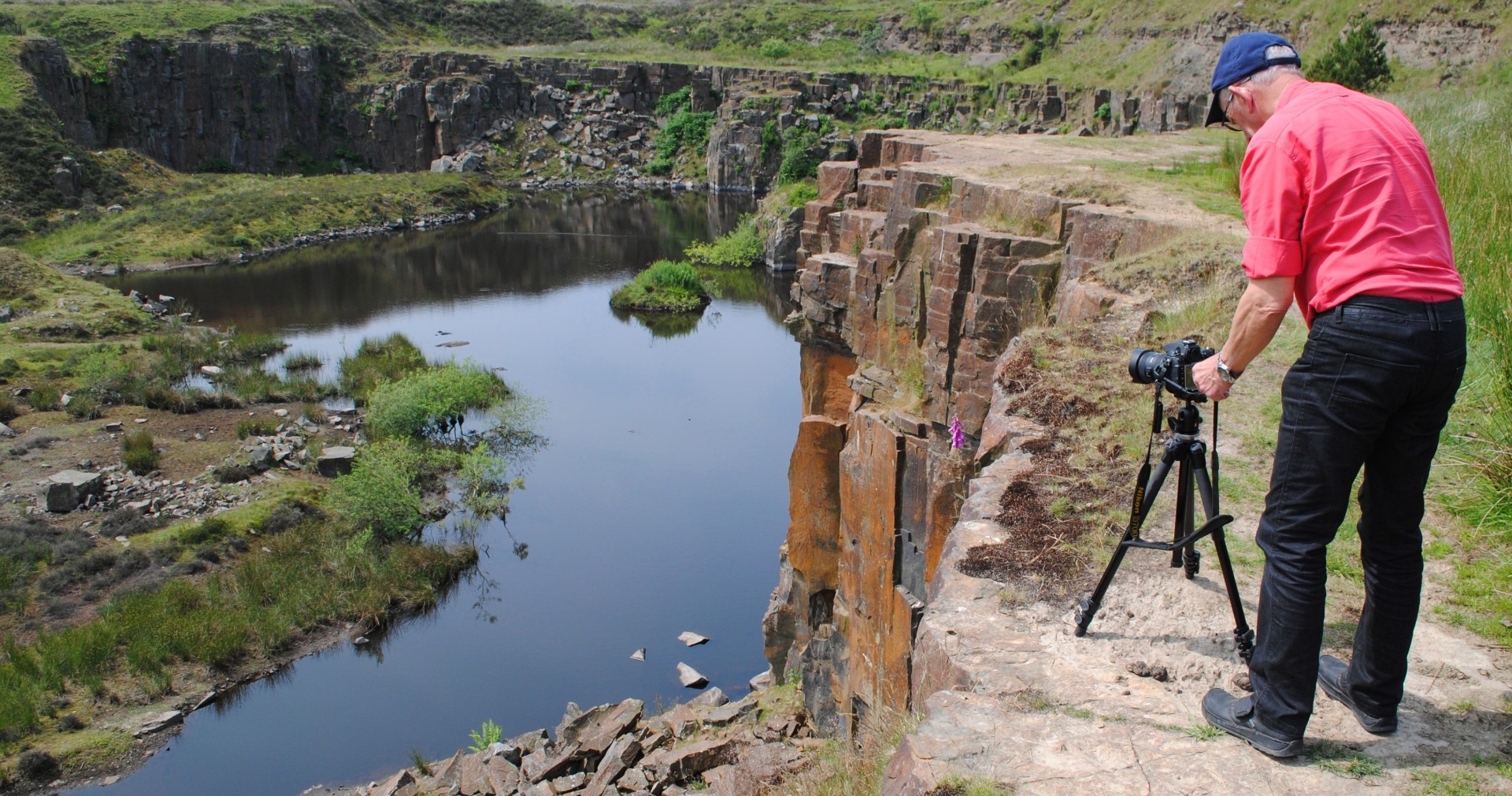 photographer quarry ledge free photo