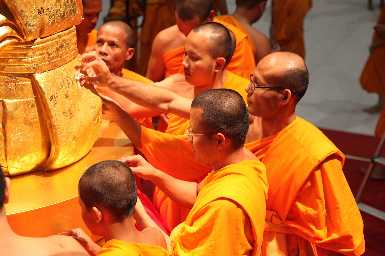 phramongkolthepmuni monks buddhists free photo