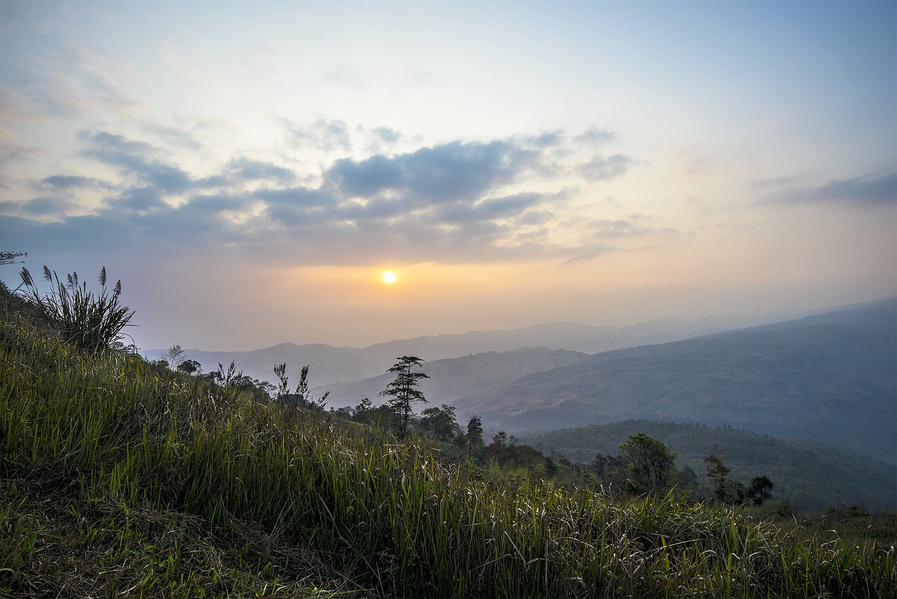 phu lom lo yet petchaboon free photo