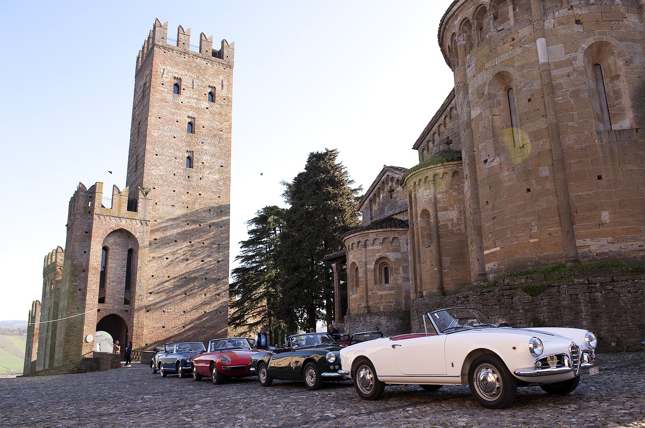 piacenza auto castle free photo