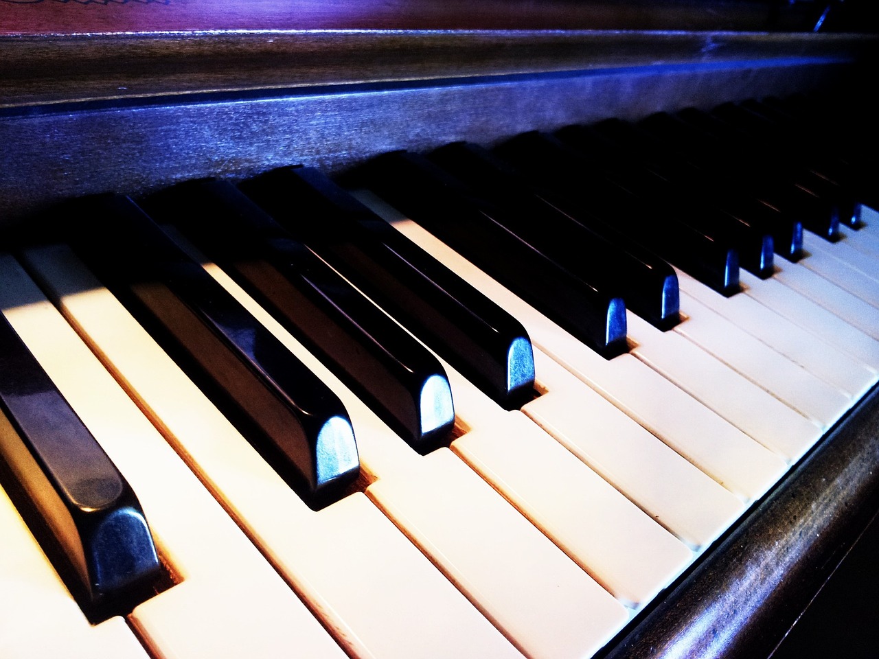 piano music keyboard free photo