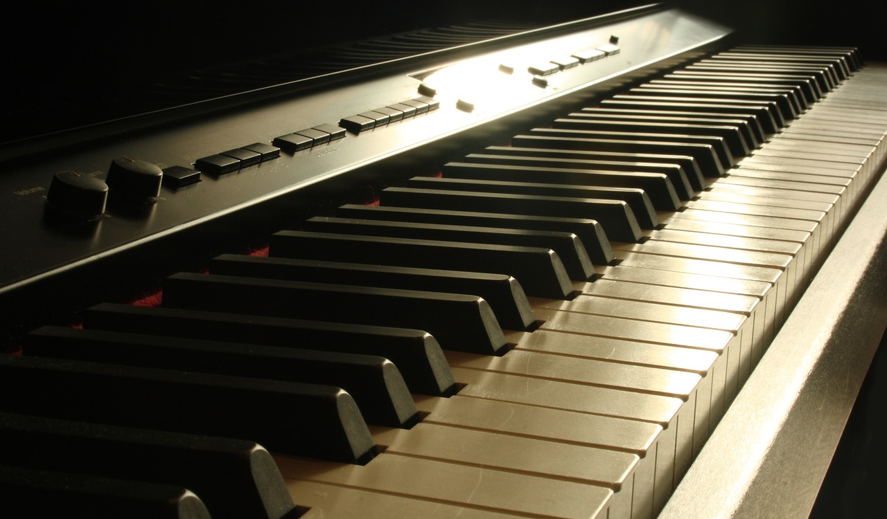 piano keys music free photo