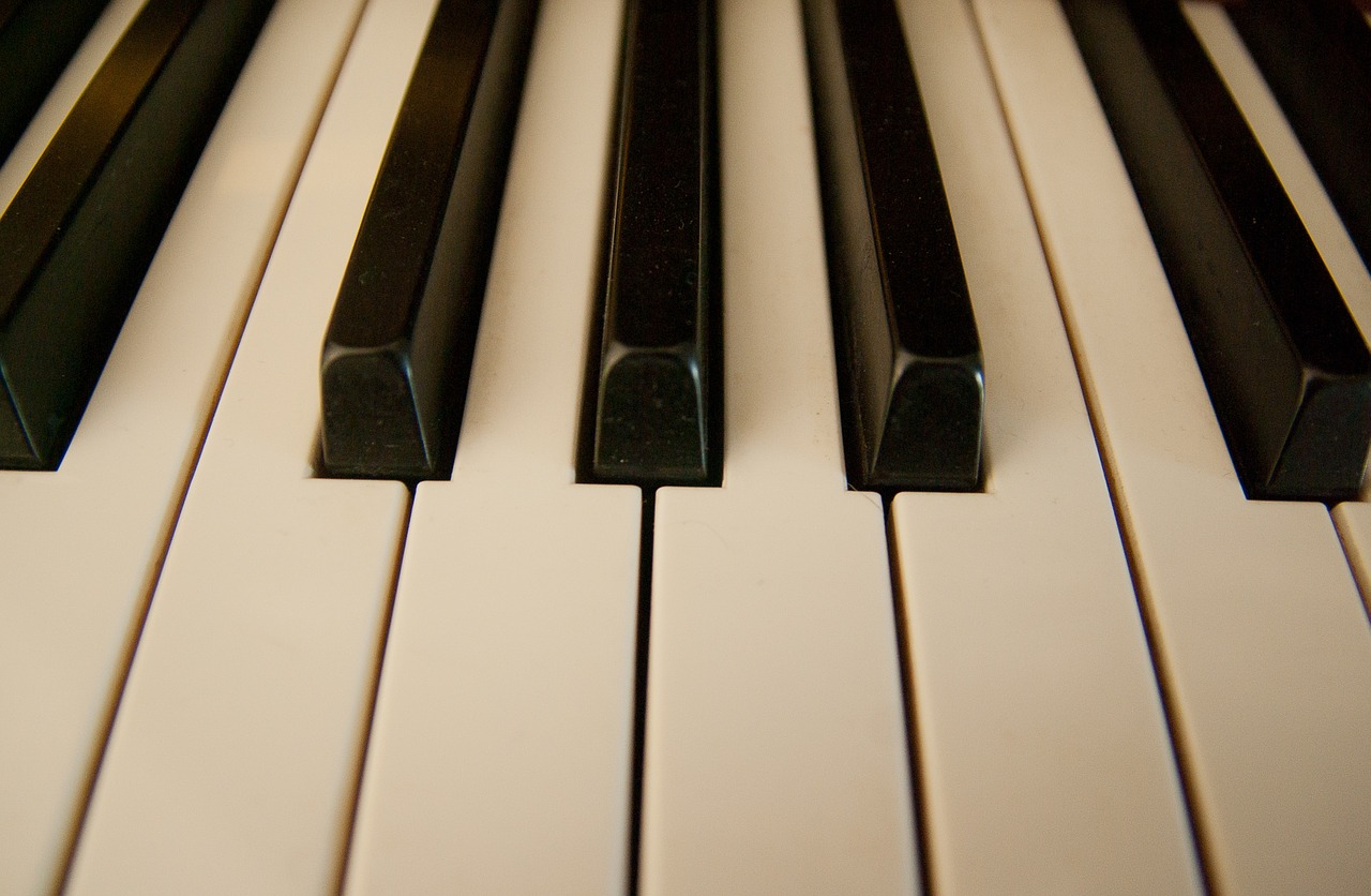 piano piano keys music free photo