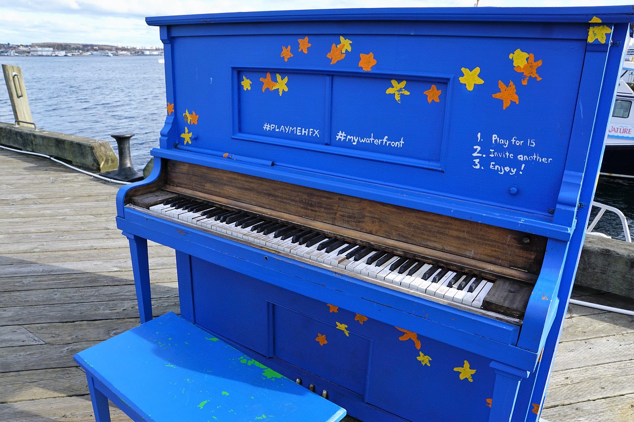 piano music blue free photo