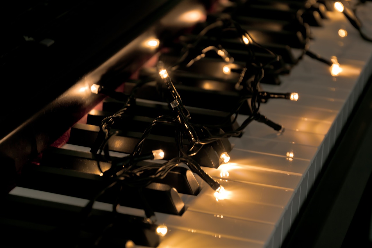 piano  light  music free photo