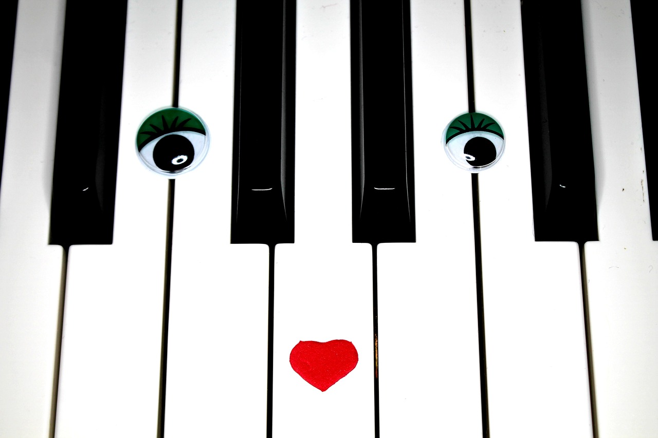 piano piano lessons eyes free photo