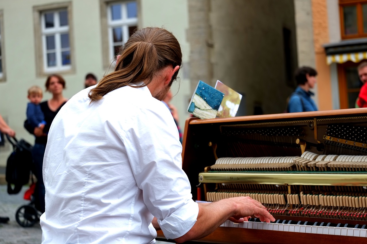 piano player musician focused free photo
