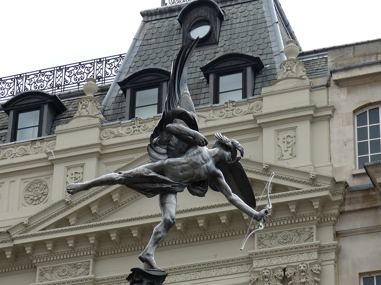 piccadilly circus statue monument free photo